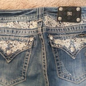 Women's cuffed capris